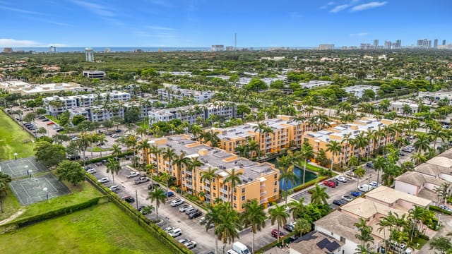 1341 SE 3rd Avenue 210, Dania Beach, FL 33004