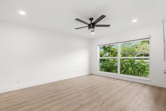 2737 Zorno Way, Delray Beach, FL 33445