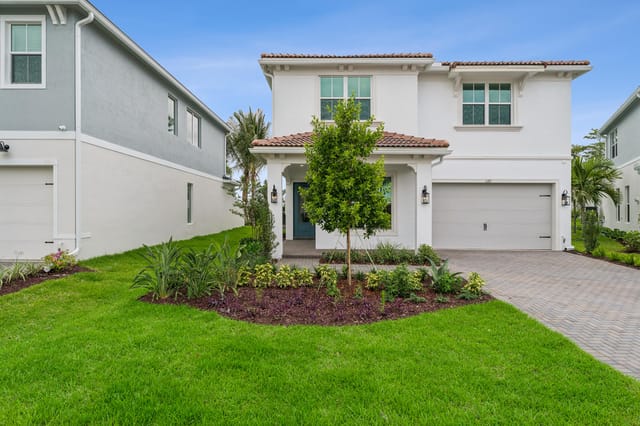 122 Parkside Way 6, Royal Palm Beach, FL 33414