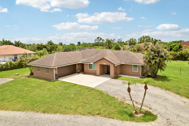 12628 N 70th Pl Place N, The Acreage, FL 33412