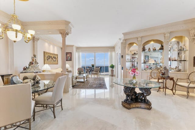 02-3200 N Ocean Blvd_003