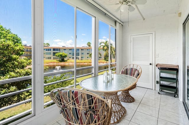 721 Lori Drive 208, Palm Springs, FL 33461