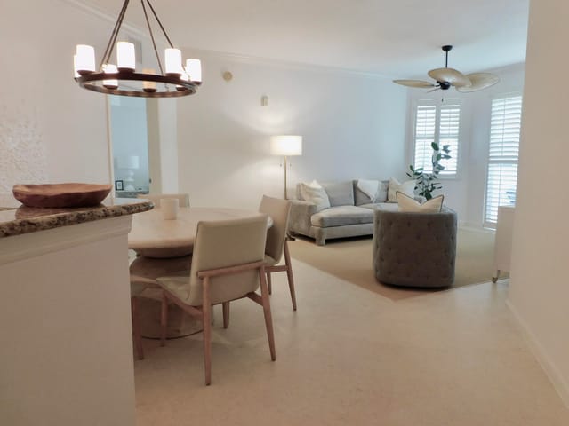 Living Area as You Enter...