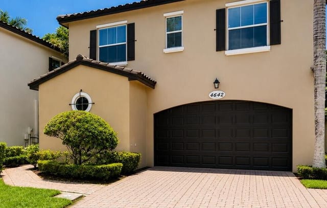 4642 Mediterranean Circle 4642, Palm Beach Gardens, FL 33418