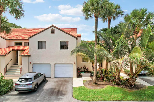 11 Vía De Casas Sur, Boynton Beach, FL 33426