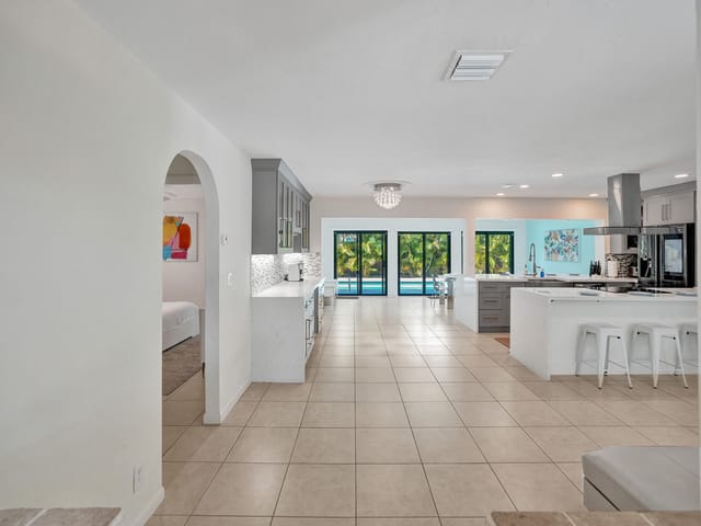 Spacious Open Kitchen
