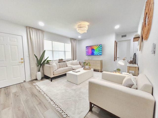 246 NE 14th Street, Delray Beach, FL 33444