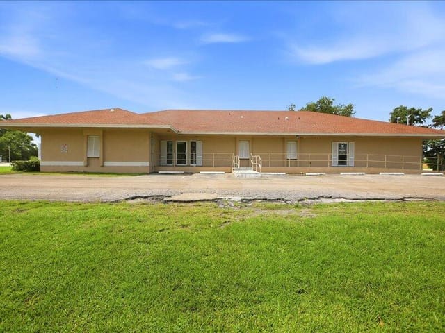 1100 S Main Street, Belle Glade, FL