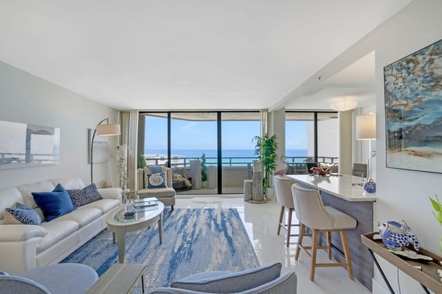 3560 S Ocean Boulevard PH-4, South Palm Beach, FL 33480