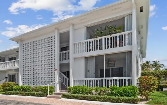 4201 S OCEAN Boulevard I1, South Palm Beach, FL 33480