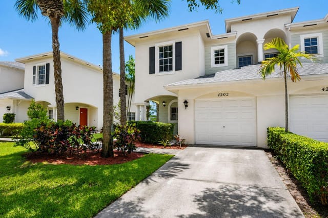 4202 Emerald Vista, Lake Worth, FL 33461
