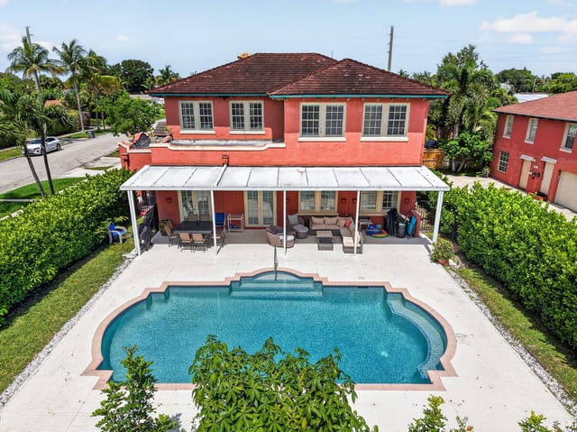 227 Foresteria Drive, Lake Park, FL 33403