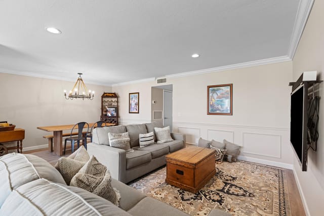 947 Circle Drive C, Delray Beach, FL 33445