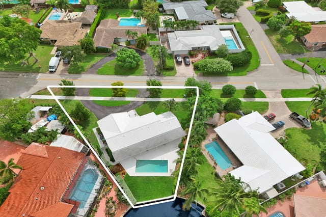 5311 NE 15TH Avenue, Fort Lauderdale, FL 33334
