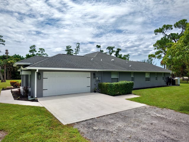 side view garage