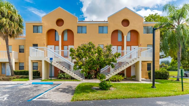 5200 NW 31st Avenue 96, Fort Lauderdale, FL 33309