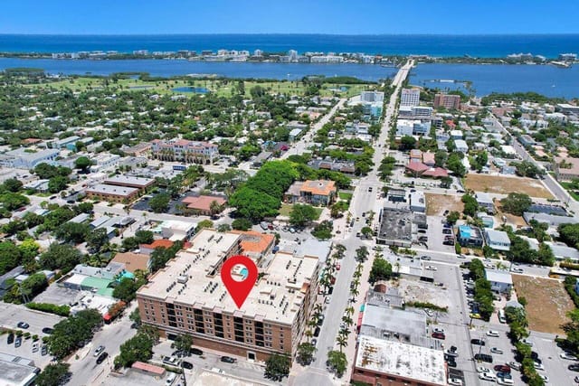 511 LUCERNE Avenue 613, Lake Worth Beach, FL 33460