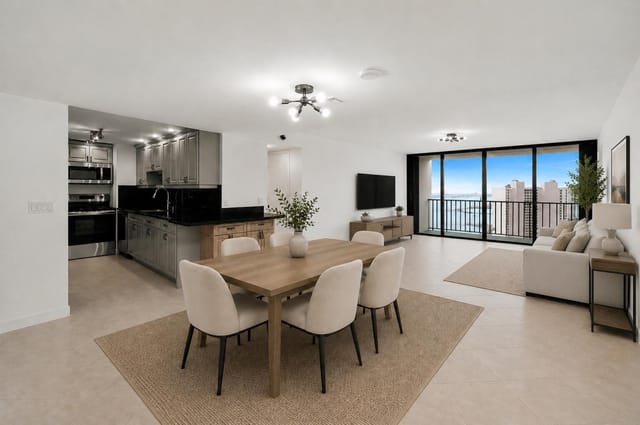 5600 N Flagler Drive 2504, West Palm Beach, FL 33407