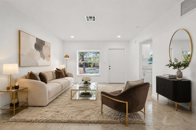 583 NW 17th Place, Fort Lauderdale, FL 33311
