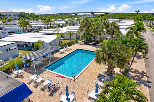 riverland pool 2