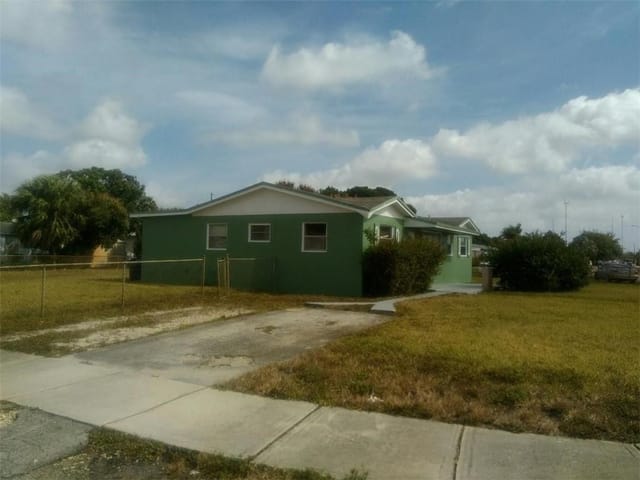 2951 NW 208TH Terrace, Miami Gardens, FL 33056