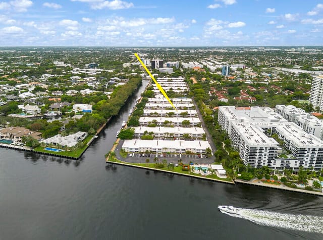 6471 Bay Club Drive 3, Fort Lauderdale, FL 33308