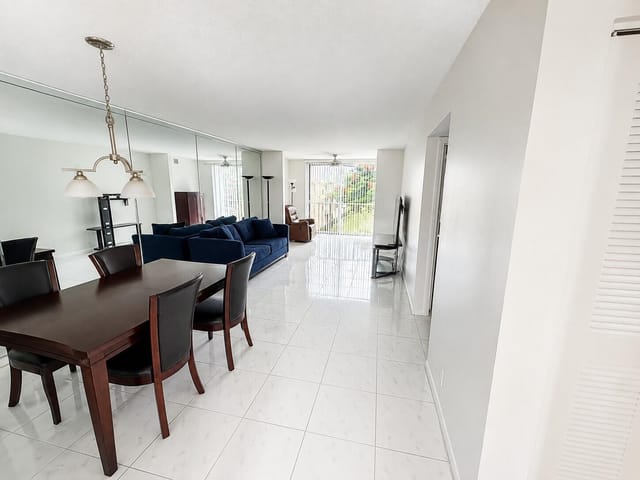 14307 Bedford Drive 302, Delray Beach, FL 33446