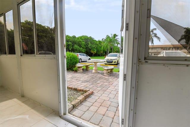 264 Northampton N, West Palm Beach, FL 33417
