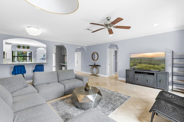 11397 POND VIEW Drive E202, Wellington, FL 33414
