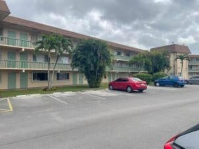 400 Village Green Circle W 202, Palm Springs, FL 33461