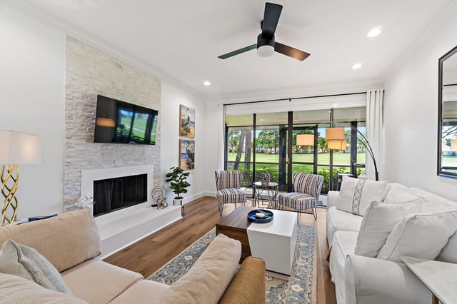 299 Old Meadow Way, Palm Beach Gardens, FL 33418