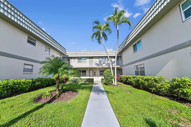 233 Monaco E, Delray Beach, FL 33446