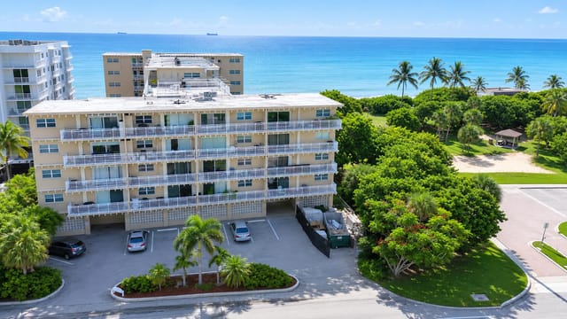 4500 S Ocean Boulevard 309, South Palm Beach, FL 33480