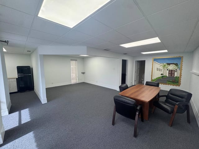 801 SE 6TH Avenue #207, Delray Beach, FL 33483