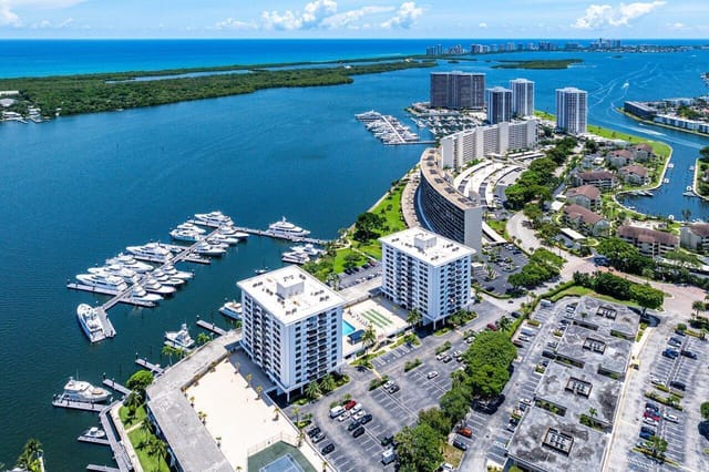 1208 Marine Way 506, North Palm Beach, FL 33408