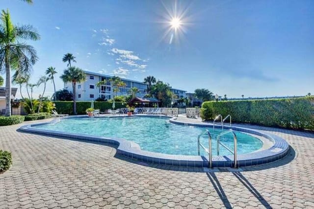 2855 Garden Drive S 307, Lake Worth, FL 33461