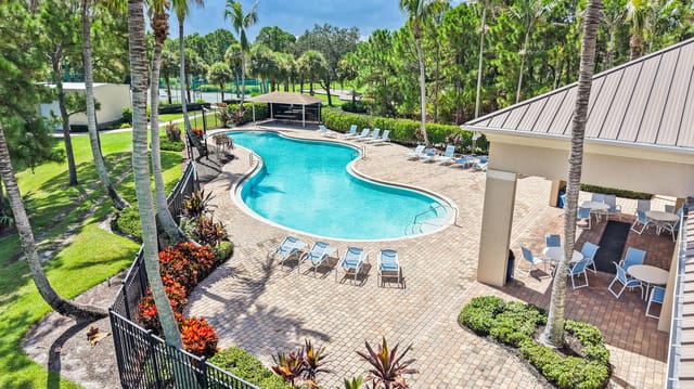 54_palm city + bald eagle + amenities 01