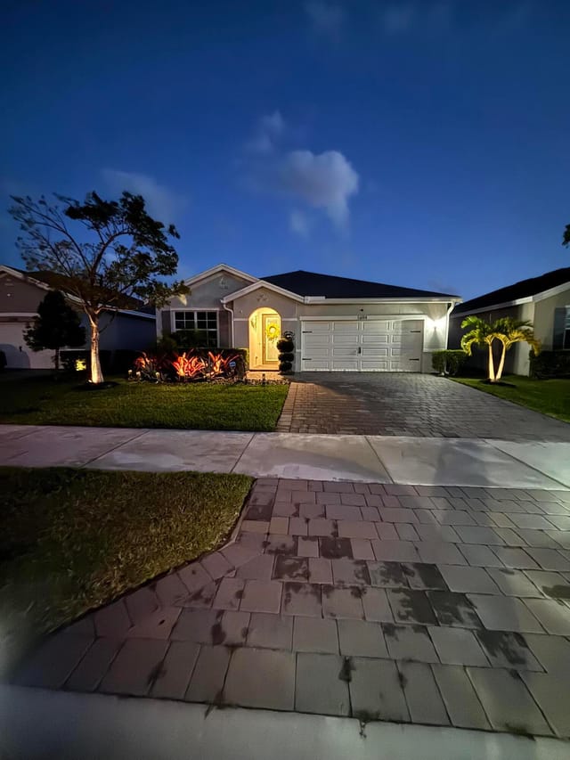 1694 NE WHITE PINE Terrace, Ocean Breeze, FL 34957