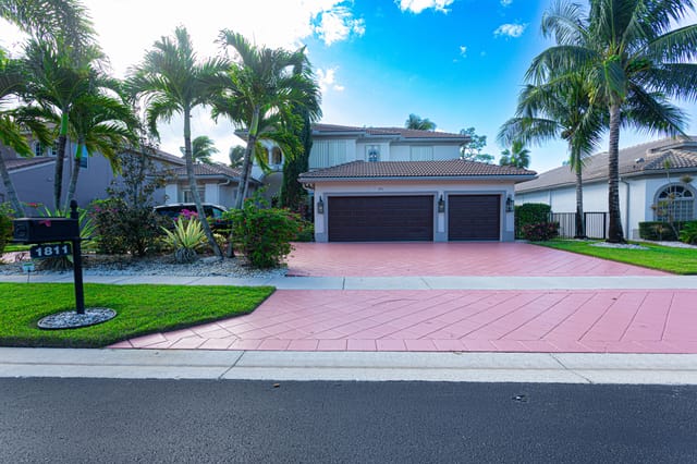 1811 WALDORF Drive, Royal Palm Beach, FL 33411