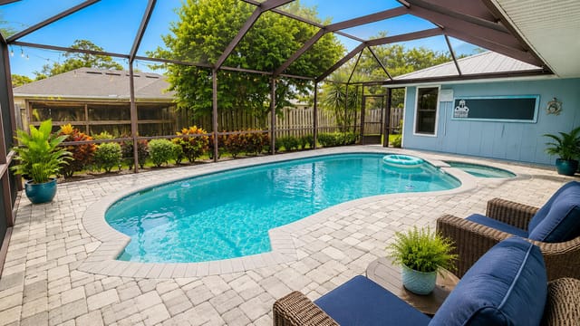 757 SE LIGHTHOUSE Avenue, Port St. Lucie, FL 34983