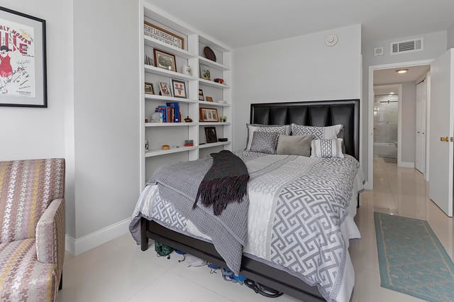 1170 N Federal Hwy - # 612 - 028