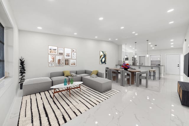 7 Staged Living Room - Back to Sliders