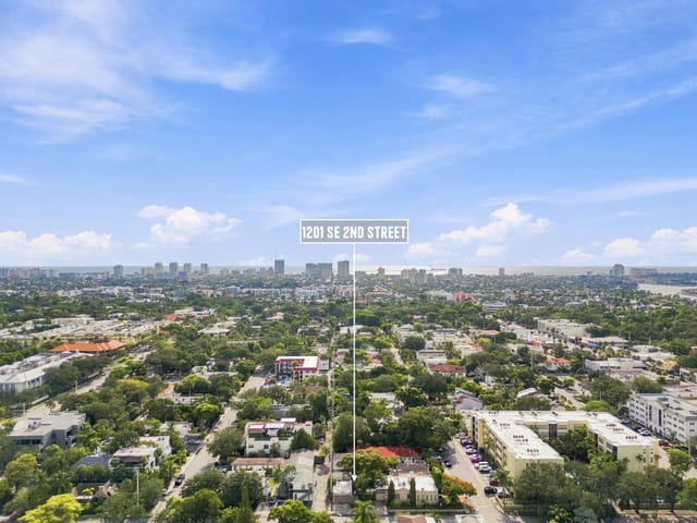 1201 SE 2ND Street 3, Fort Lauderdale, FL 33301