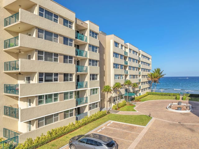 1239 HILLSBORO MILE 202, Hillsboro Beach, FL 33062