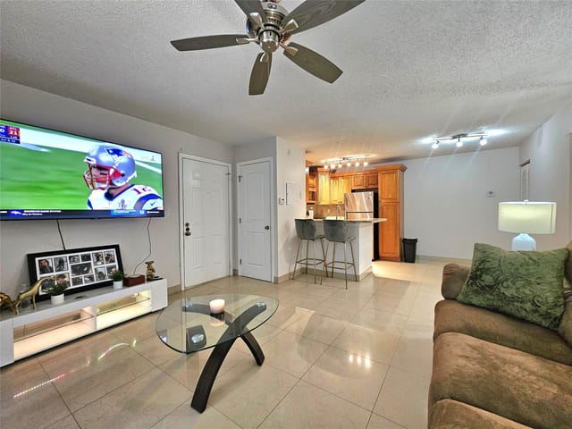 701 Lyons Road 13103, Coconut Creek, FL 33063