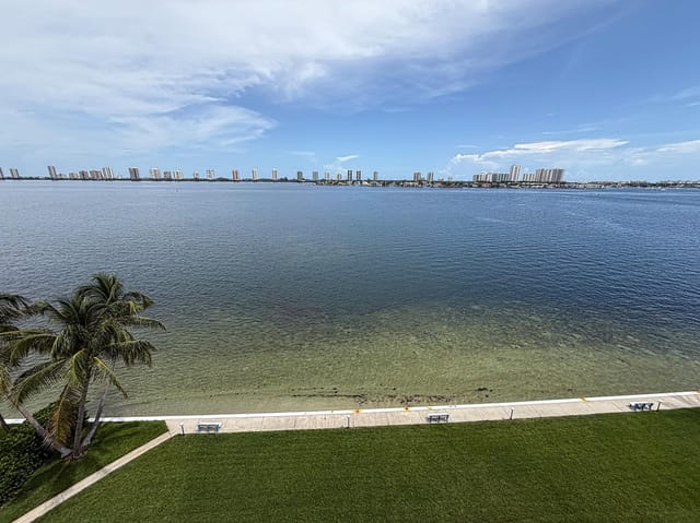 View2
