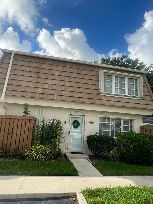 4338 Hazel Avenue D, Palm Beach Gardens, FL 33410