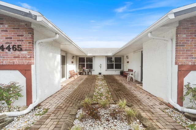 02-4465 SW 54th Ct Ft. Laudedale, FL-100