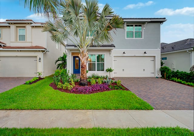 154 Parkside Way 14, Royal Palm Beach, FL 33414