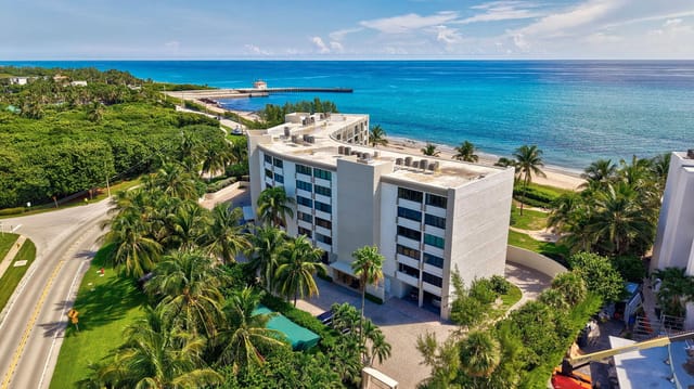 6885 N OCEAN Boulevard 1010, Ocean Ridge, FL 33435